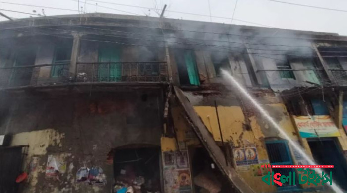 Narayanganj building blast kills one, injures nine